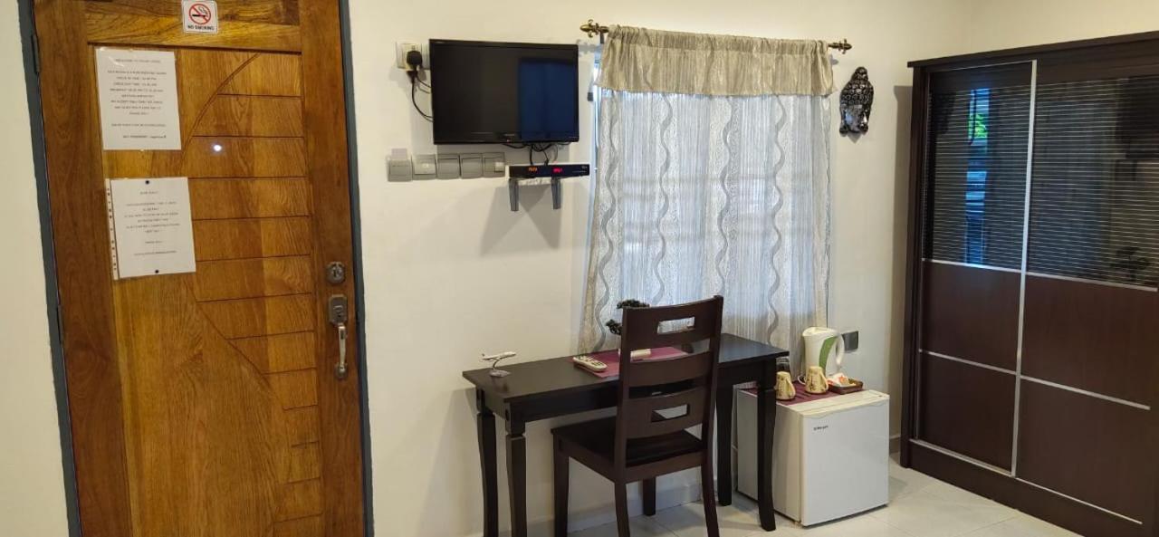 Ocean Lodge Pantai Cenang  Εξωτερικό φωτογραφία