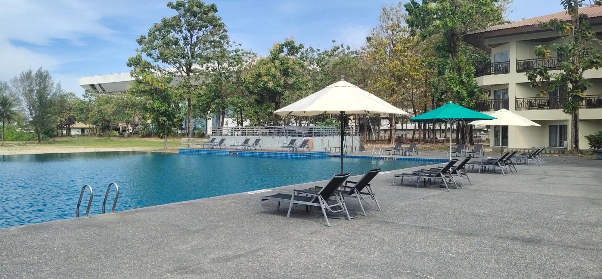 Ocean Lodge Pantai Cenang  Εξωτερικό φωτογραφία